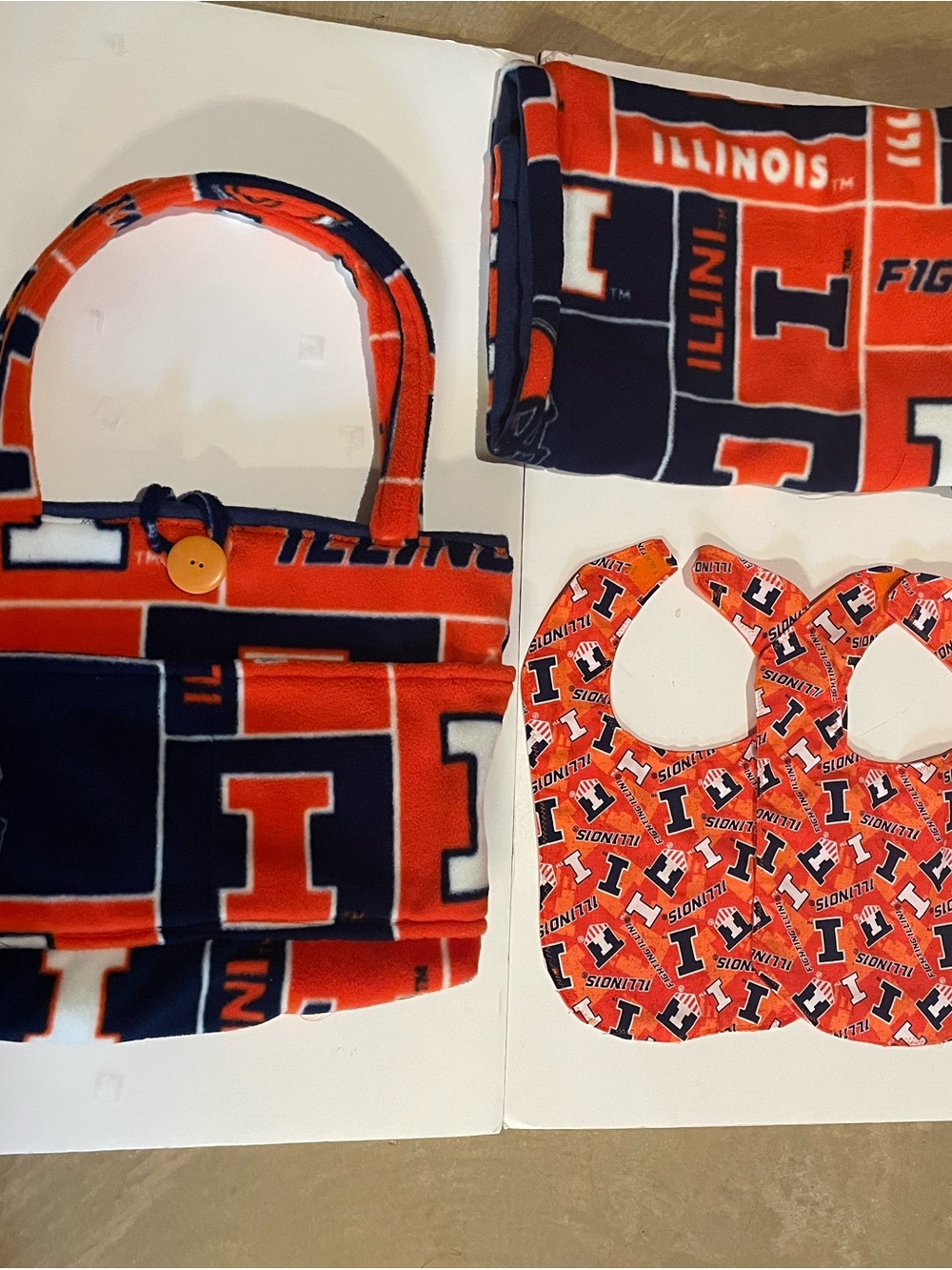 University of Illinois Diaper Bag, Receiving Blanket and two Bibs - Orange/Navy
